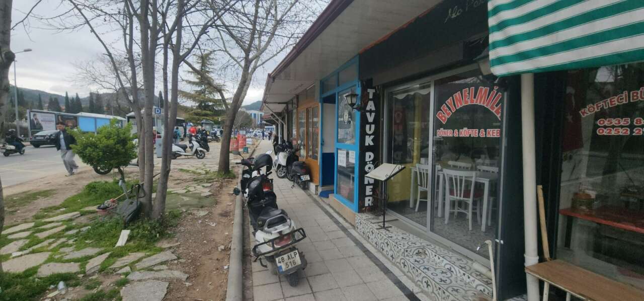 Muğla'da Tapu Bekleyen Esnafa İhale Şoku: 30 Yıllık Esnaf İsyanda 4